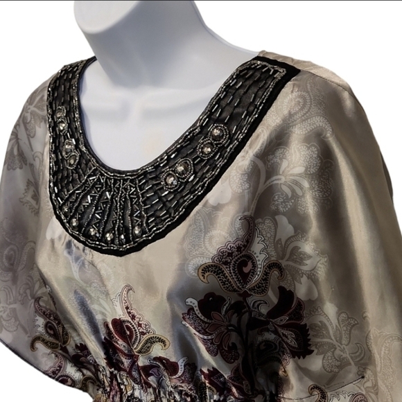 HEART Soul Beaded Scoop Neck Top - Picture 2 of 7